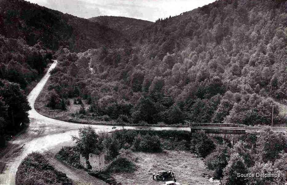 58 Dun Les Places Route de Saulieu.jpg